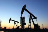 Les cours du pétrole baissent avec la hausse des réserves de brut aux États-Unis