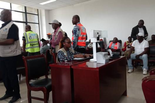 Kinshasa : l’opération d’octroi des cartes d’identité se poursuit, les hauts fonctionnaires et les patrons des médias premiers concernés 