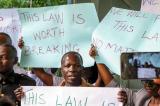 Ouganda : annulation d'une disposition d'une loi accusée d'atteinte à la liberté d'expression