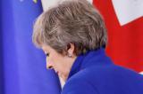 Theresa May s’efface et passe le Brexit à son successeur
