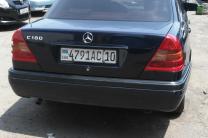 MERCEDES-BENZ C180 2002 automobile_motos_velos_engins_et_pieces