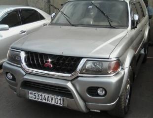 MITSUBISHI PAJERO 2004