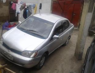 Voiture Toyota à 2000 $