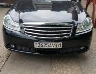 NISSAN FUGA 2009