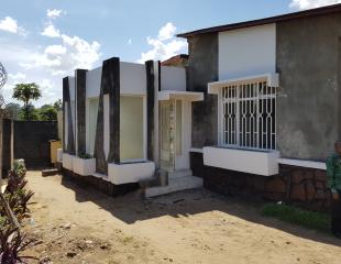 VENTE MAISON A BINZA OZONE