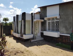 MAISON A VENDRE A BINZA OZONE