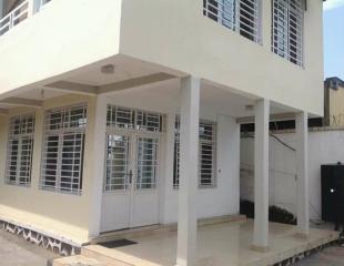 Parceque avec maison de type appartement à vendre