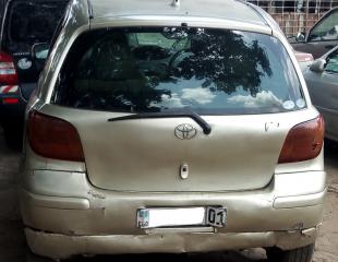 TOYOTA VITZ