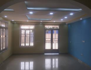 2 APPARTEMENTS NEUFS MIS EN LOCATION (sur un total de 3) localisation: Kinshasa/Rdc Commune: Lingwala Référence: Académie de beaux arts
