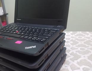 Lot de 5 Laptops Lenovo Thinkpad X131e. Processeur i3