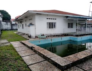 avec un prix raisonnable acheter cette magnifique maison avec piscine