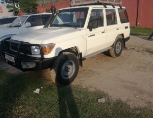 TOYOTA LAND CRUISER 35.000$ à débattre