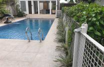 Parcelle de 700 mètre carré avec piscine à vendre à socimate 850000 dollars mediacongo