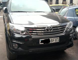 TOYOTA FORTUNER / GL26