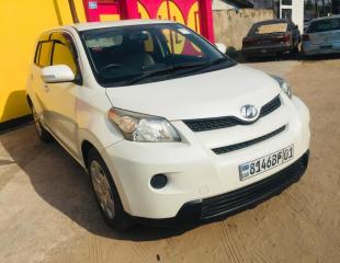 Toyota IST 2