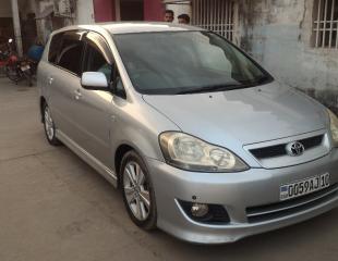 Toyota Ipsum