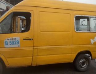 MERCEDES SPRINTER 4.000$ à Débattre