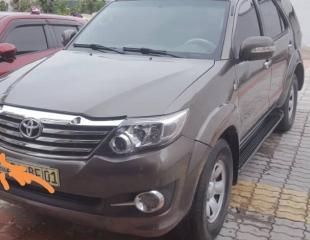 TOYOTA FORTUNER 19.000$ à débattre