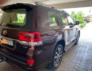 TOYOTA LAND CRUISER GXL 75.000$ à débattre