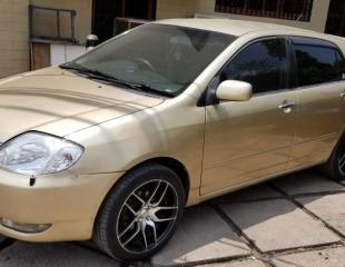 TOYOTA ALEX 3700$ à débattre