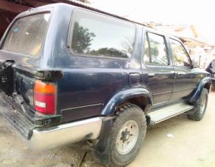 Jeep TOYOTA SURF 4X4 à vendre (4.500$ US à discuter)