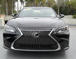 Neatly Used 2019 Lexus ES 350 FWD
