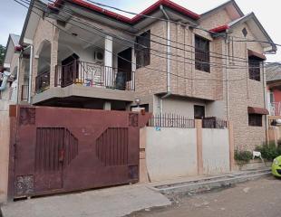 VENTE: BÂTIMENT R+1 DE 4 APPARTEMENTS SUR KINSHASA-NGALIEMA (GB)