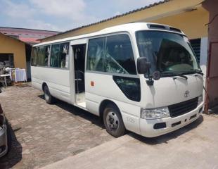 Bus Toyota Coaster