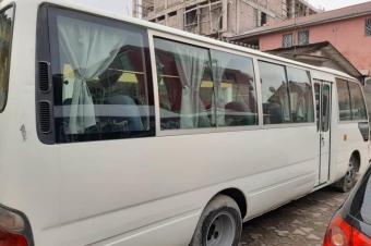 Bus Toyota Coaster 