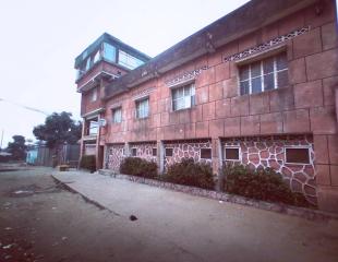 Hôtel à vendre à Ngaliema Réf. OKAPI