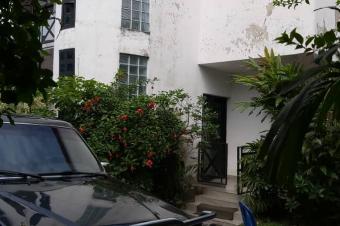 Parcelle  Bandal avec 2 appartements