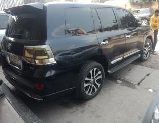 TOYOTA LAND CRUISER GXR V8 2018 À 55.000$ À DÉBATTRE