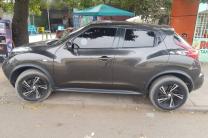 Nissan Juke volant normal automobile_motos_velos_engins_et_pieces