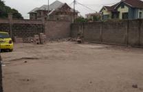 Inachevée de 23msur30 à météo 350000 dollars à discuter  mediacongo