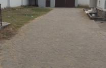 Terrain de 15msur40 à vendre à Gombe avec un petit annexe à 600000 dollars non loin de halle de la Gombe mediacongo