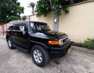 TOYOTA FJ