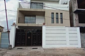 VENTE PARCELLE AVEC MAISON NEUVE SUR KINSHASANGALIEMAGb 