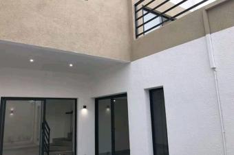 Maison  tage  GB 12msur17m  350.000
