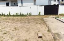 Vente d'un terrain de 20msur20 vers Okapi/ météo 180000 dollars avec possibilité de morceller en deux soit 10msur20 à 90000 dollars mediacongo