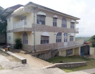 Villa à Mont-Ngafula, 25msur30m 250.000$