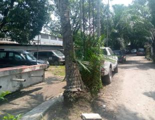 Gde Villa à Limeté 2ème rue ind. 30msur180m 1.300.000$