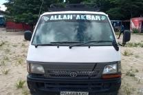 HIACE 4500$ automobile_motos_velos_engins_et_pieces