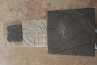  PAVES EN BETON AUTOBLOQUANT