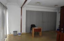 Gombe deux bureaux en vente sur le galerie présidentielle 1ere niveau 170000 dollars à discuter mediacongo