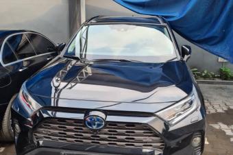 Mise en vente dune Jeep Toyota New RAV4 2019 Full Option automatique volant gauche avec une plaque dimmatriculation BK01. Situe  Limetindustriel