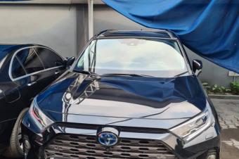 Mise en vente dune Jeep Toyota New RAV4 2019 Full Option automatique volant gauche avec une plaque dimmatriculation BK01. Situe  Limetindustriel