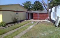 Parcelle de 30msur30 avec une maison de 3ch à vendre à pigeon 400000 dollars à discuter mediacongo