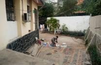 Parcelle de 20msur20 en vente à Mac campagne avec une maison de 4ch 3salle de bain etc 200000 dollars à 5 minutes de magasin ki mediacongo