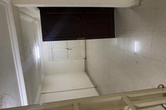 Bureau  louer de 3 pices toilettes douche et un grand salon  au rond point kin maziere rf gg mart 1000