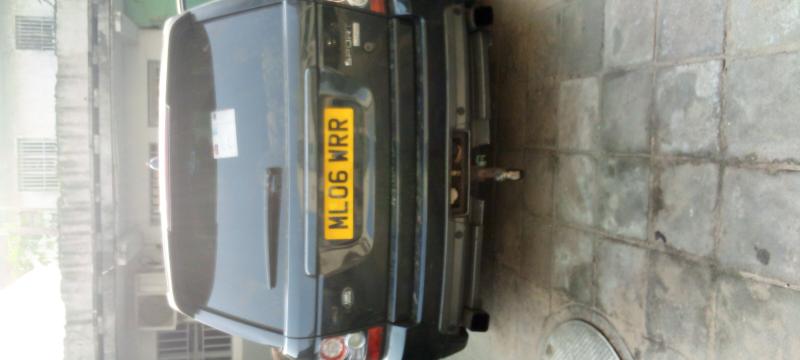 Land rover sport 22.000  discuter